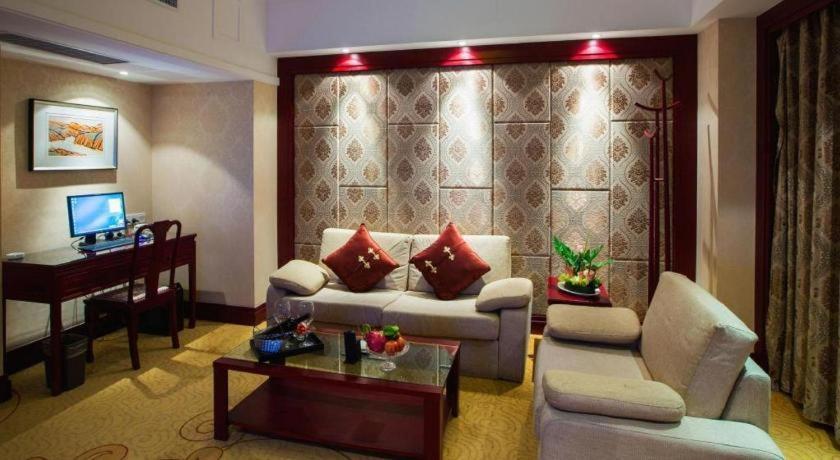 Feicheng Blossom Hotel Extérieur photo