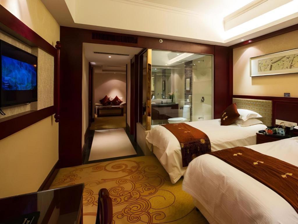 Feicheng Blossom Hotel Extérieur photo