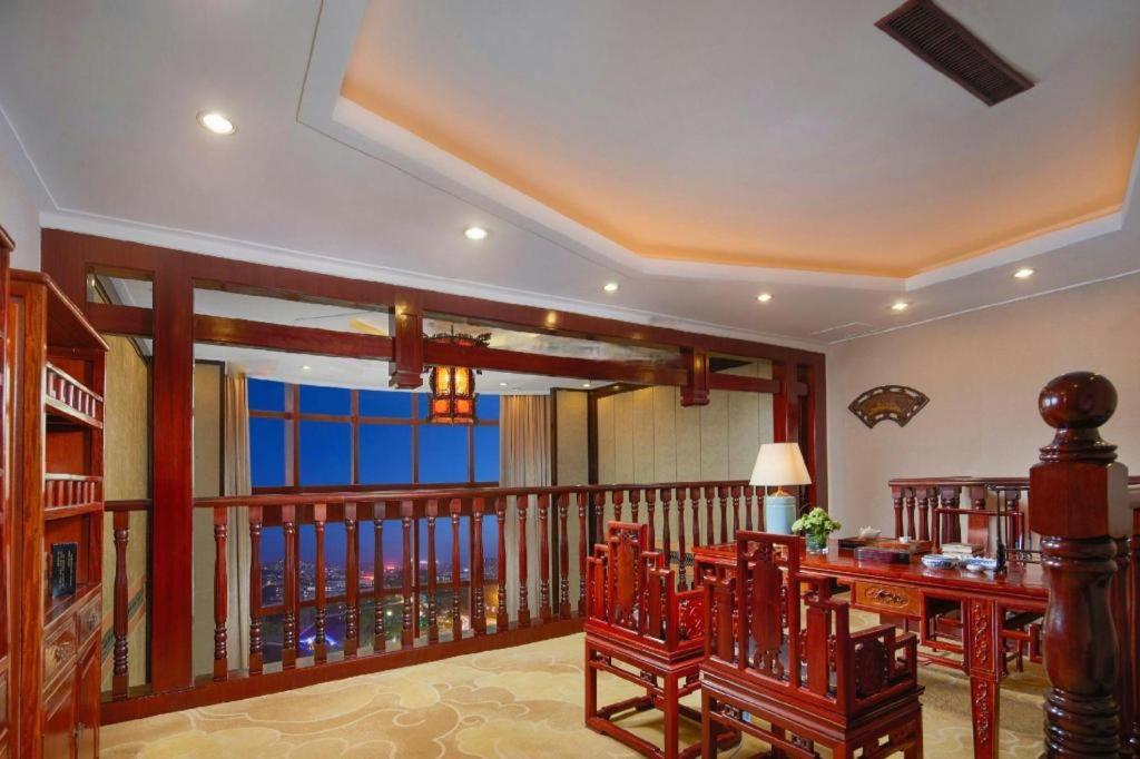 Feicheng Blossom Hotel Extérieur photo